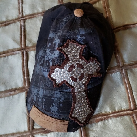 chelona Accessories - Las Vegas bling hat cap chelona Accessories - Las Vegas bling hat cap